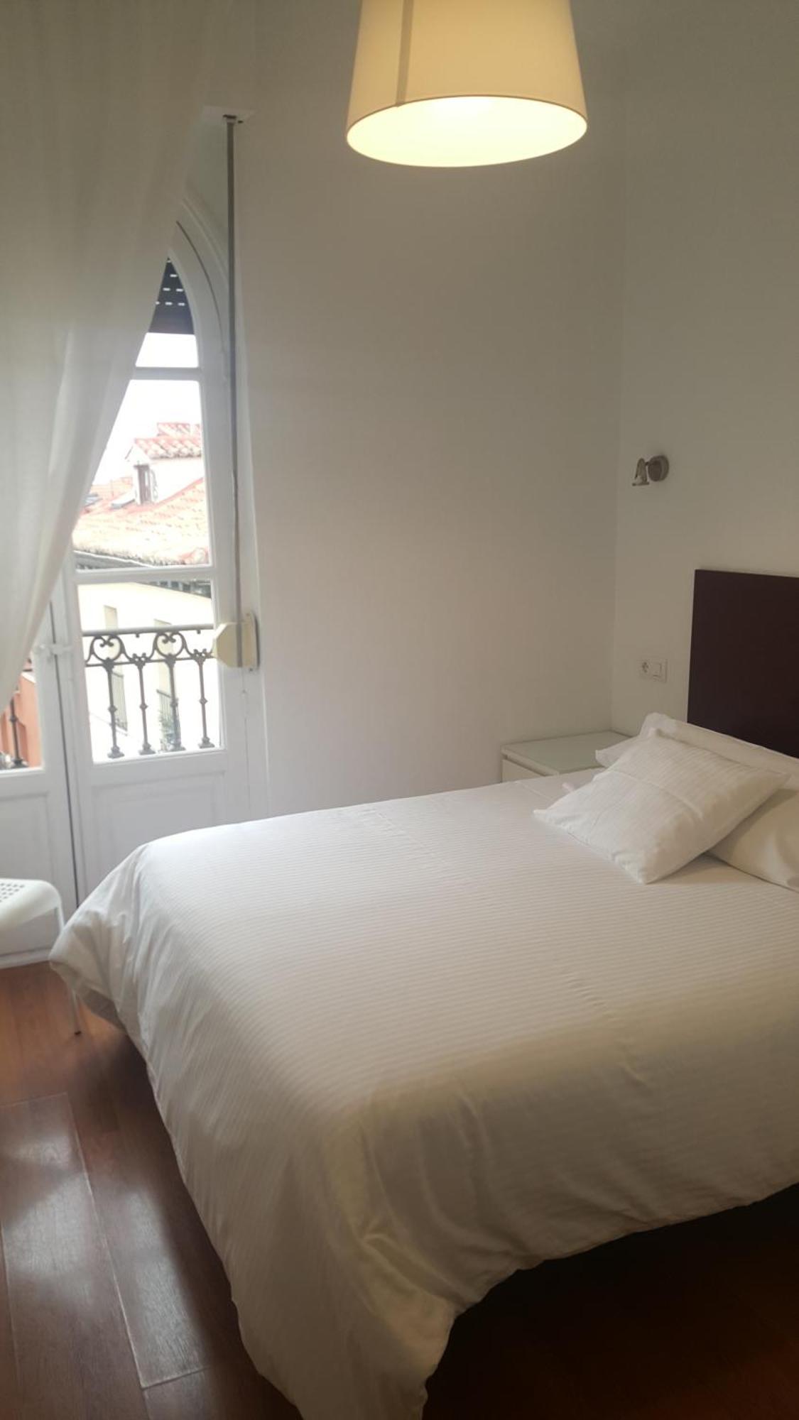 Hostal Santa Isabel — Photos 1